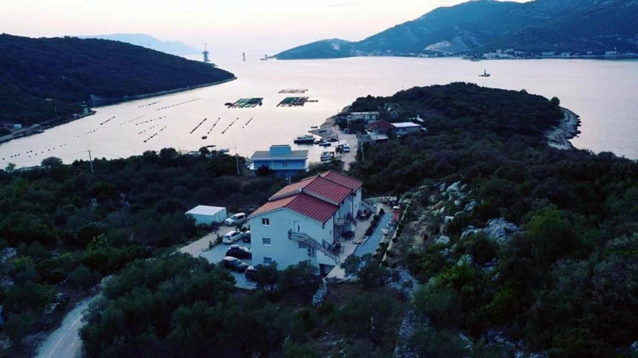 Apartmán Secret Garden Neum Exteriér fotografie