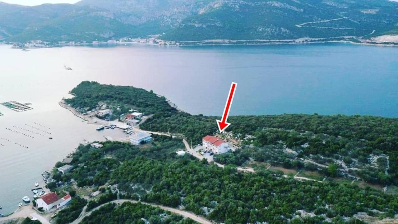Apartmán Secret Garden Neum Exteriér fotografie