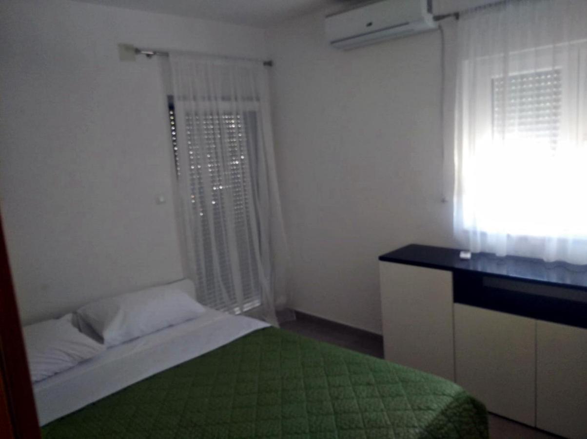 Apartmán Secret Garden Neum Exteriér fotografie